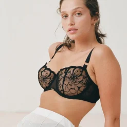 Chantelle Fleurs Lace Demi Bra