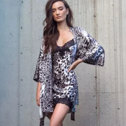 Christine Femme Fatale Short Robe