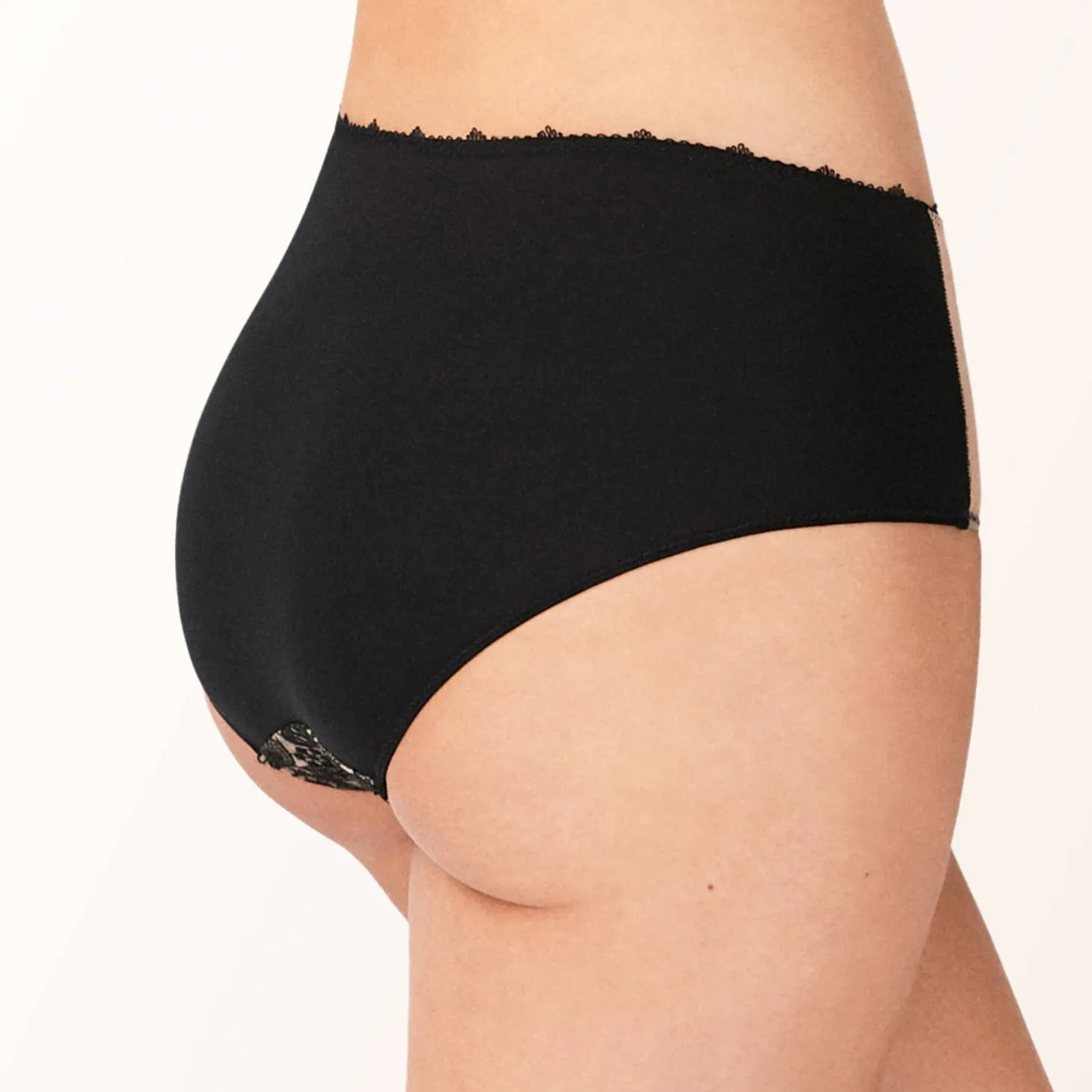 Empreinte Agathe Full Brief