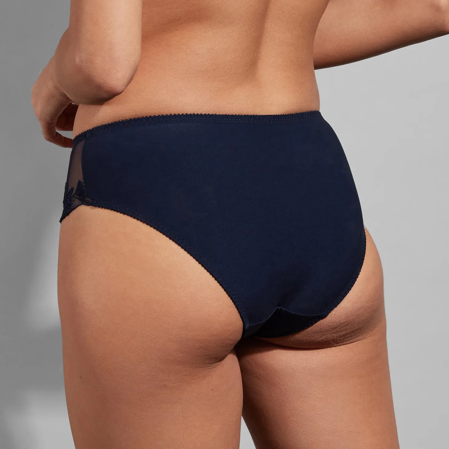 Empreinte Anouk Full Brief