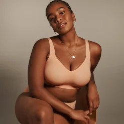 Evelyn & Bobbie Beyond Wireless Seamless Bra