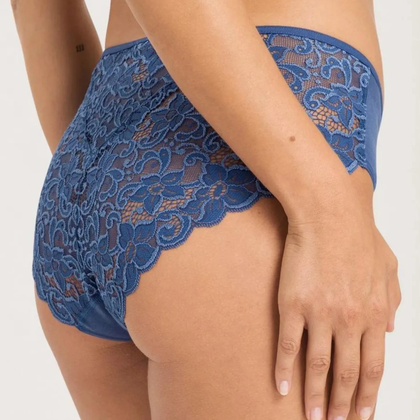 Hanro Moments Cotton Brief