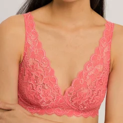 Hanro Moments Lace Bra
