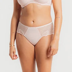 Louisa Bracq Elise Shorty