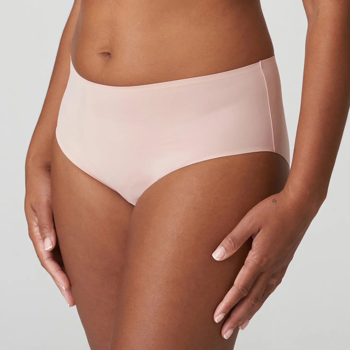 PrimaDonna Figuras Full Brief