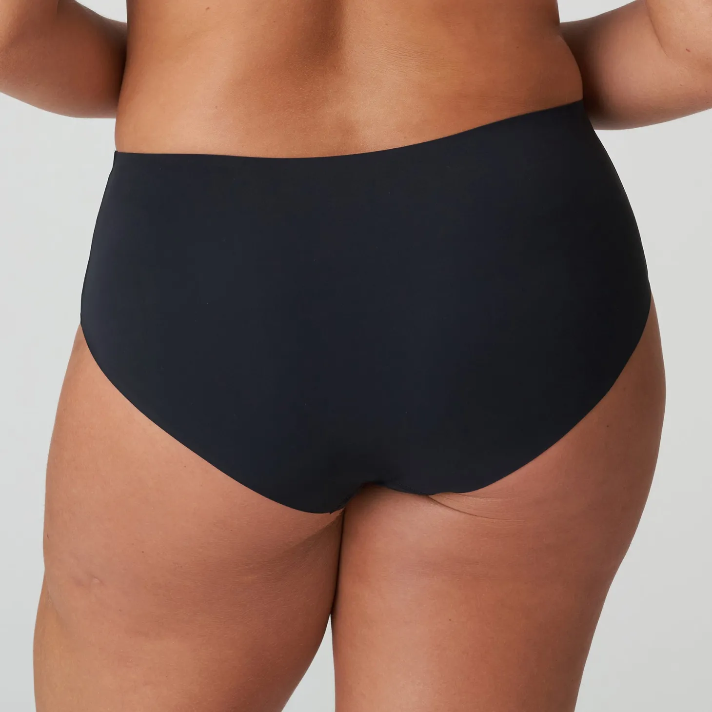 PrimaDonna Figuras Full Brief