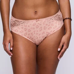 PrimaDonna Madison Full Brief