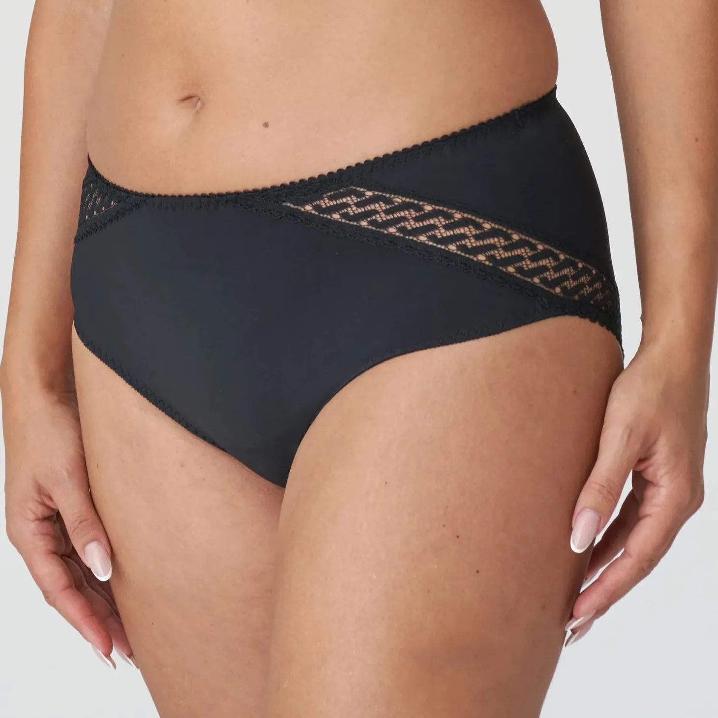 PrimaDonna Montara Full Brief