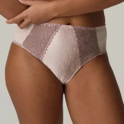 PrimaDonna Monterrey Full Brief